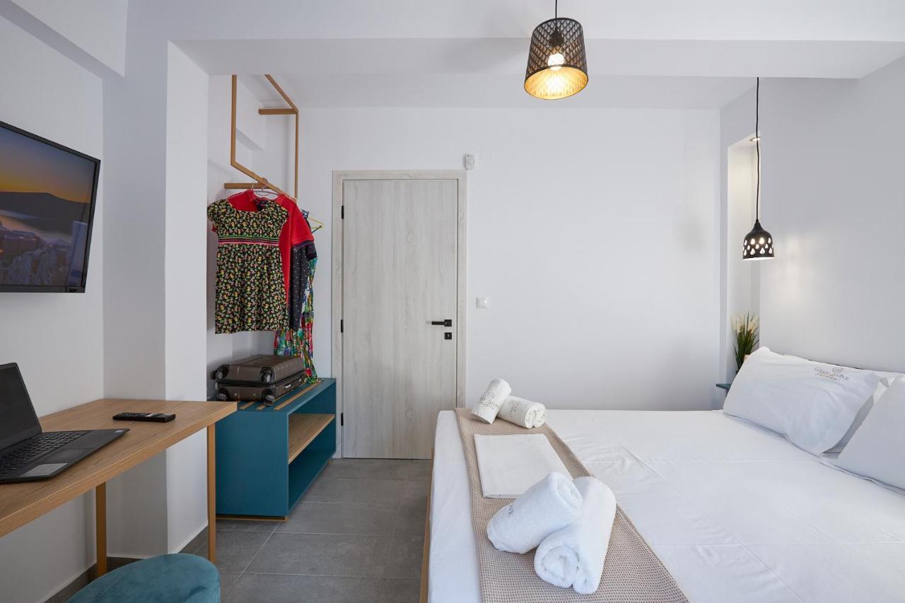 Greystoneapartments Paralia Dionisiou Exterior foto